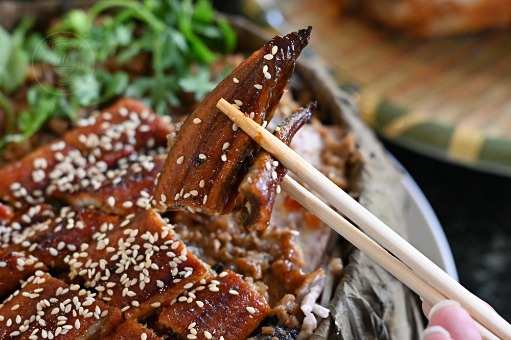 超便宜土雞餐廳，超多人包遊覽車來吃，重點是點滿一桌超便宜還打包！ @趙先生吃飯