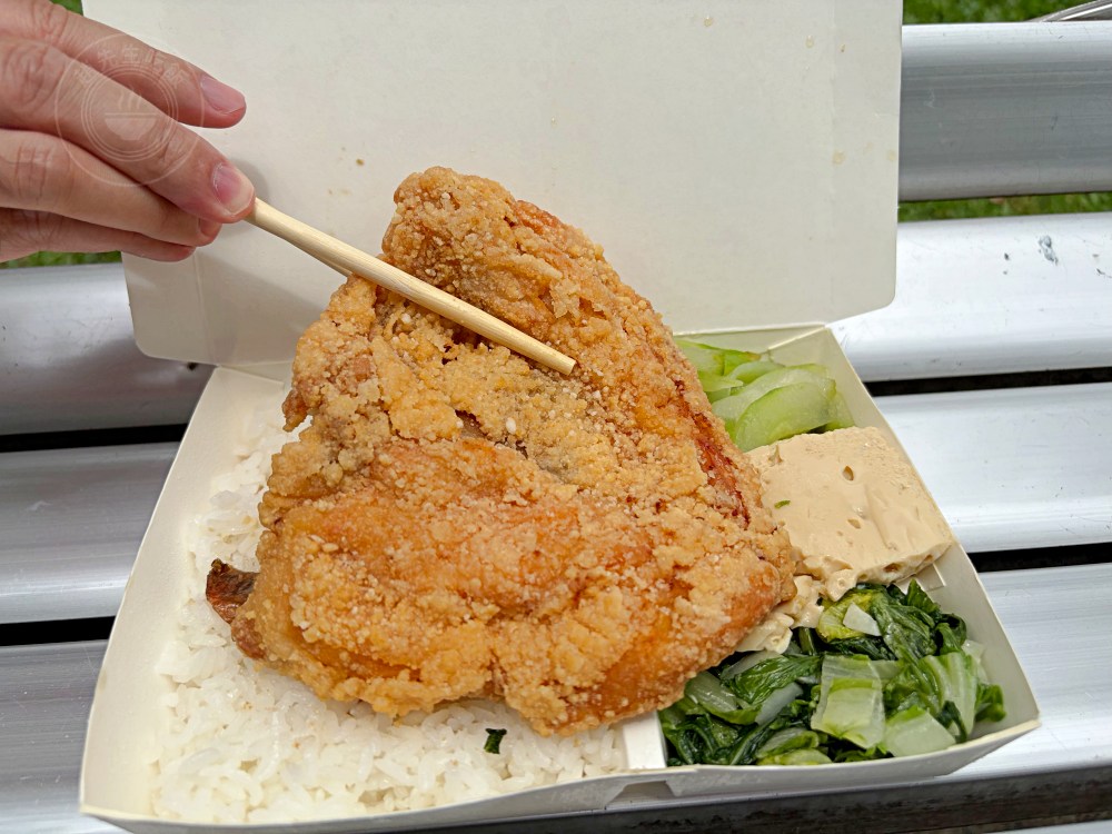 慈濟師兄姐開的便當店,通通75元,超多人一次買好幾個! @趙先生吃飯 慈濟師兄姐開的便當店,通通75元,超多人一次買好幾個! @趙先生吃飯