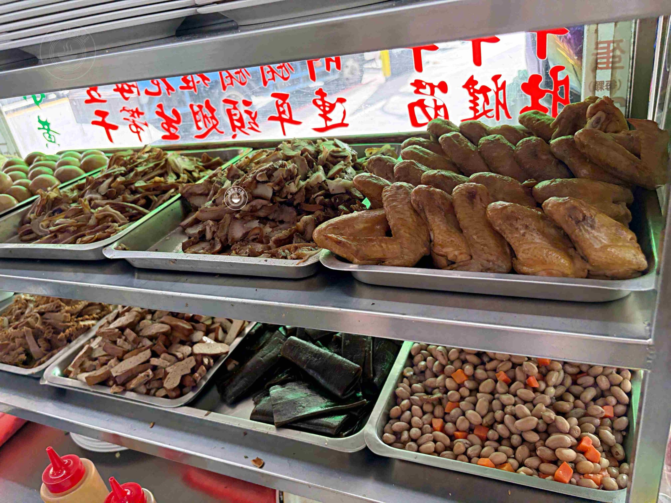 全台最大碗,牛肉麵、牛三寶,整碗塞滿滿,還是500碗認證! @趙先生吃飯 全台最大碗,牛肉麵、牛三寶,整碗塞滿滿,還是500碗認證! @趙先生吃飯