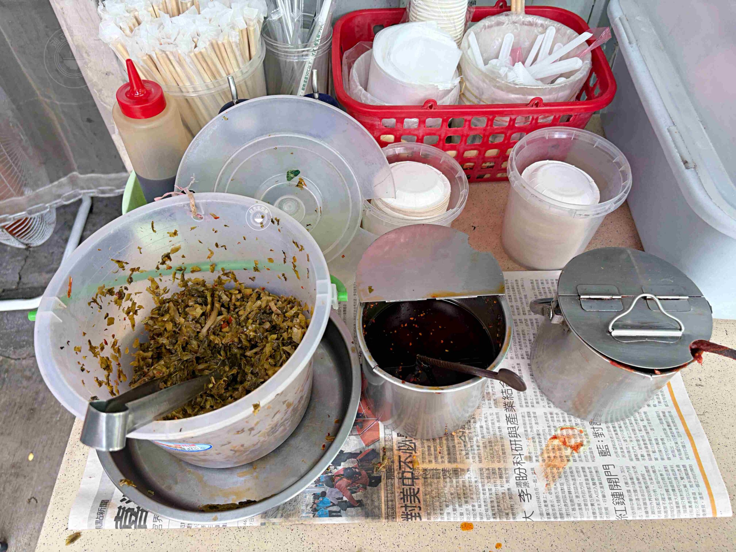 全台最大碗，牛肉麵、牛三寶，整碗塞滿滿，還是500碗認證！ @趙先生吃飯
