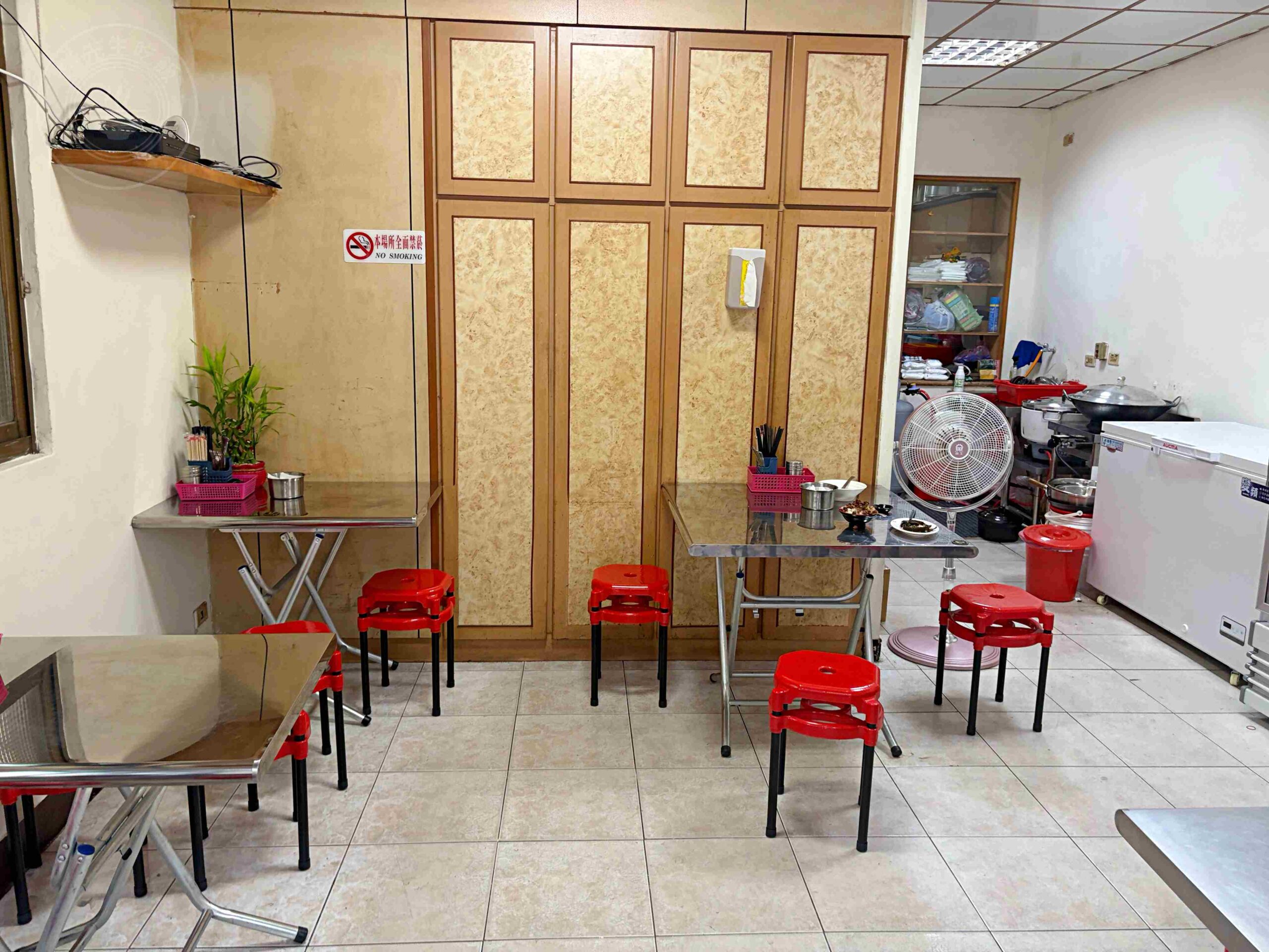 不要隨便給人請客，這家小吃店老闆直接煮整隻青蛙，虱目魚也是招牌！ @趙先生吃飯