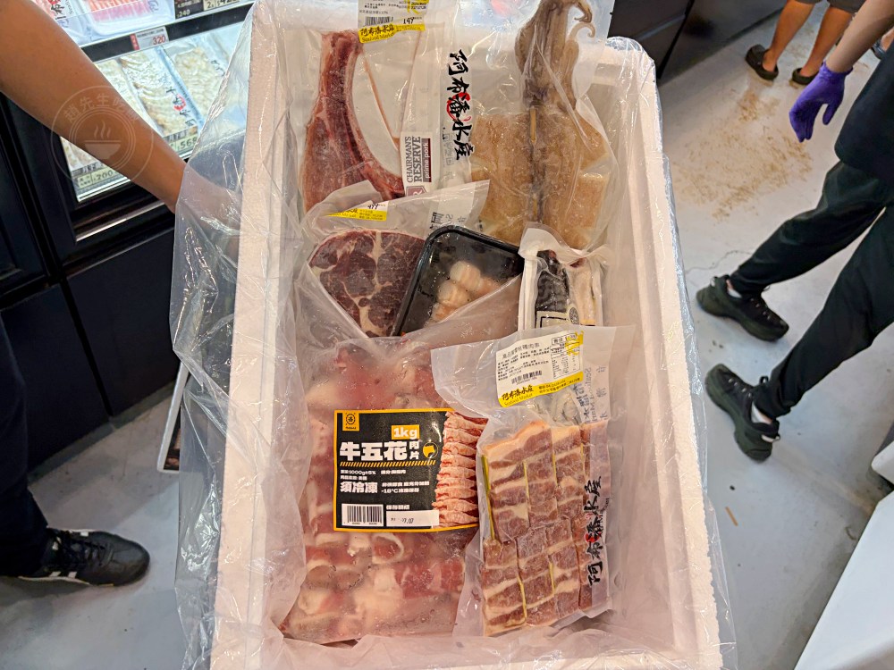 號稱台版築地市場跟水產好市多，海產、生魚片超大盒、牛豬肉無敵好吃 @趙先生吃飯