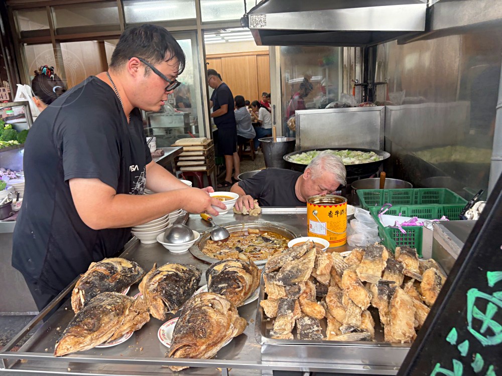 親戚說,不吃林聰明了,改吃這家料更多,湯頭更好喝! @趙先生吃飯 親戚說,不吃林聰明了,改吃這家料更多,湯頭更好喝! @趙先生吃飯