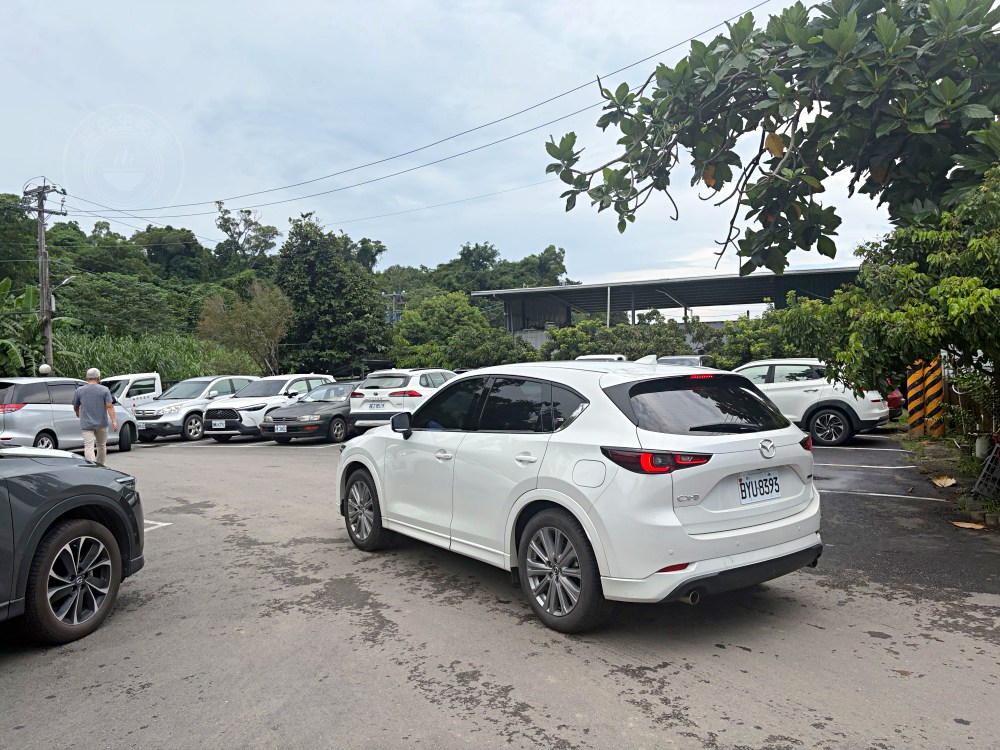 超便宜土雞餐廳，超多人包遊覽車來吃，重點是點滿一桌超便宜還打包！ @趙先生吃飯