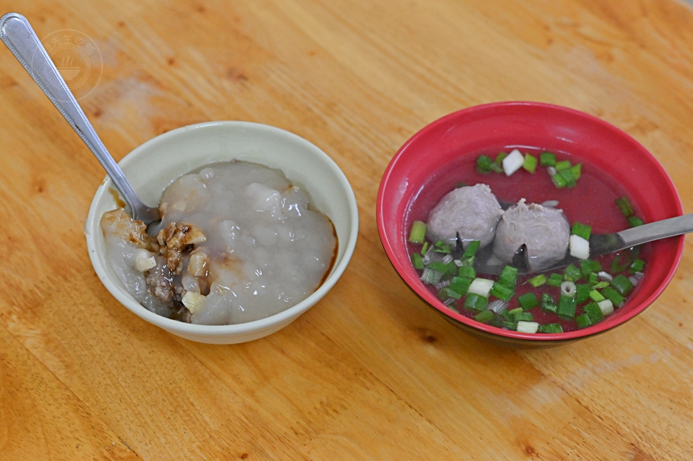 很多人不知道，全台灣只有這裡的肉圓這樣加湯吃，卻意外超好吃！ @趙先生吃飯