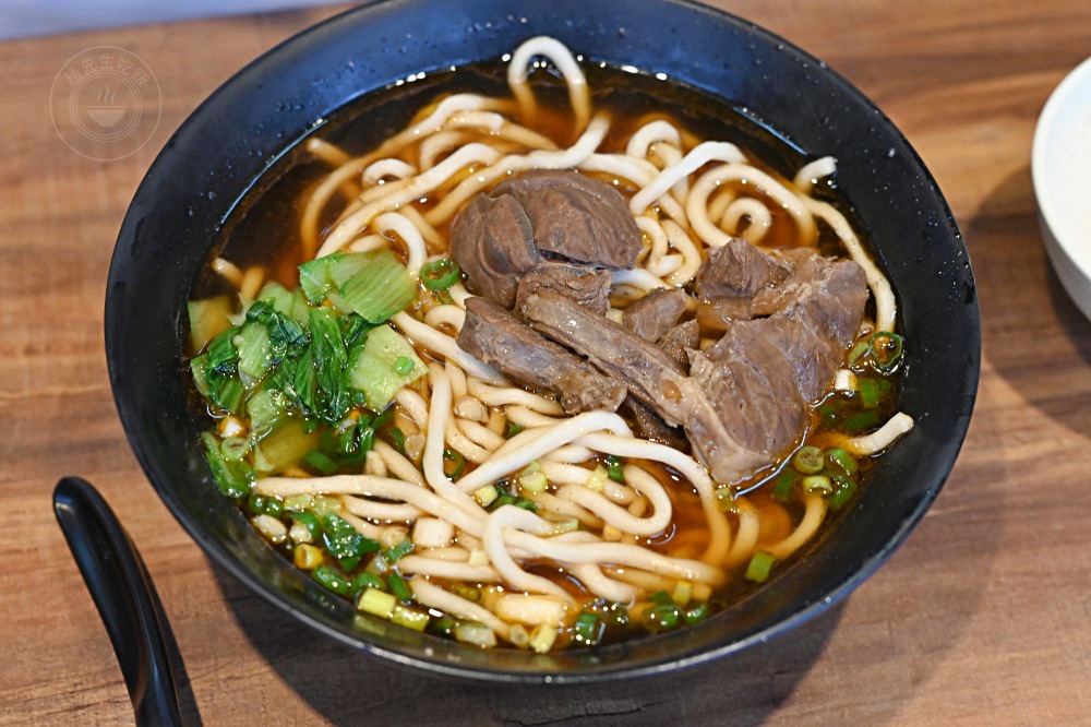 100元吃到飽！挑戰最便宜，牛肉湯麵、豆花、豆漿、飲料隨你吃！ @趙先生吃飯