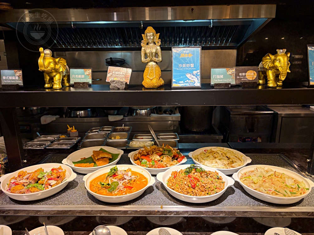 海鮮、牛排、烤鴨、生魚片、港式超多隨你吃到飽，重點是好吃又便宜！ @趙先生吃飯