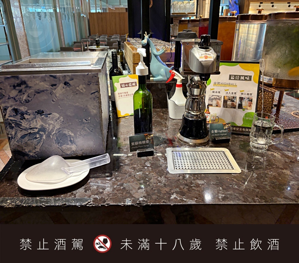 海鮮、牛排、烤鴨、生魚片、港式超多隨你吃到飽，重點是好吃又便宜！ @趙先生吃飯