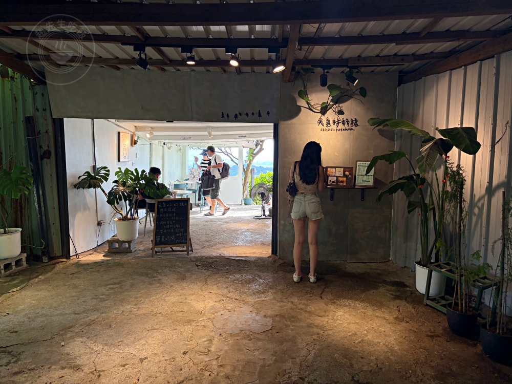 這裡居然在台灣，還以為來到瑞士，遠眺無敵山景，飲料甜點也超好吃！ @趙先生吃飯