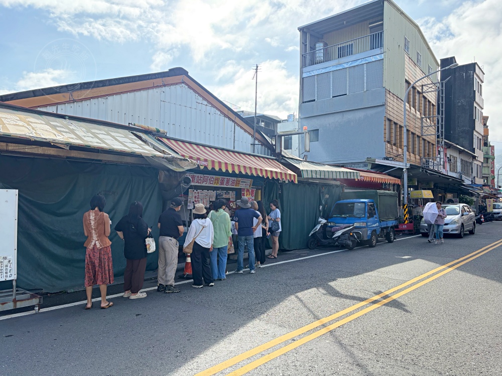 阿伯40年蔥油餅老店搬家了，生意卻沒有以前好，很多人還以為不做了！ @趙先生吃飯