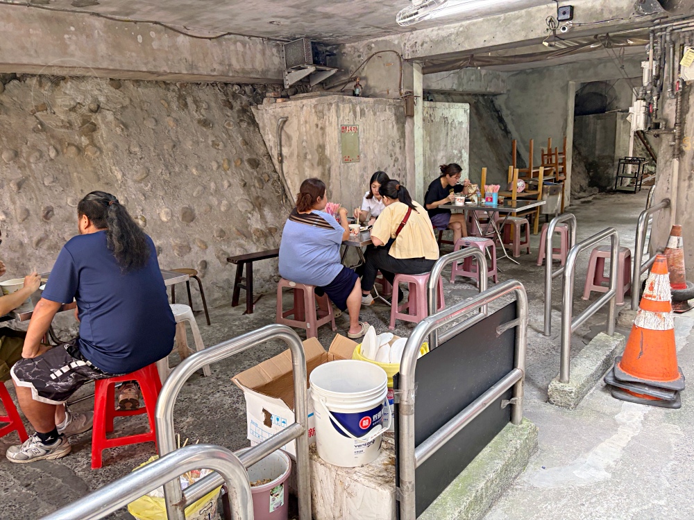 老闆宣布中秋節之後就要退休！在地50年鱔魚意麵老店，沒吃過太可惜！ @趙先生吃飯
