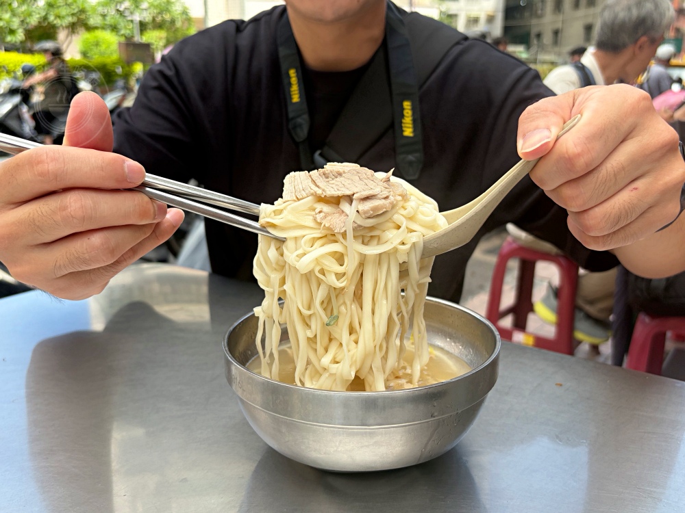 【彰化美食】彰化老担阿璋肉圓，五十年的傳統油泡Q彈味道推薦(菜單) @趙先生吃飯