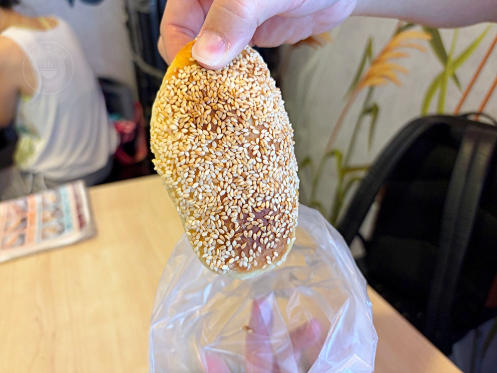 很多人都在罵，說態度差又貴，但其實超多外國人慕名而來的燒餅豆漿！ @趙先生吃飯