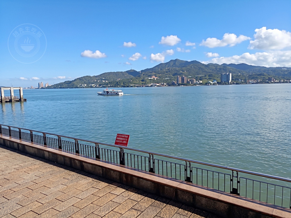 很多人不敢相信，這裡竟然在台灣，河景第一排下午茶，來過都說太美！ @趙先生吃飯