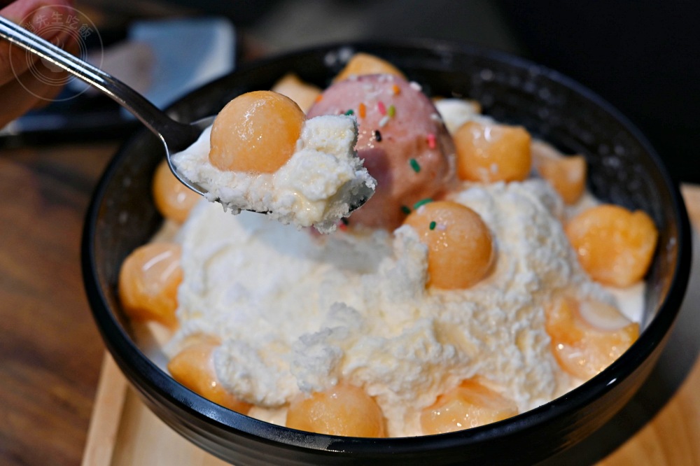 男生也吃不完一碗雪花冰,50年老店,料超多又不貴,天天客滿 @趙先生吃飯 男生也吃不完一碗雪花冰,50年老店,料超多又不貴,天天客滿 @趙先生吃飯