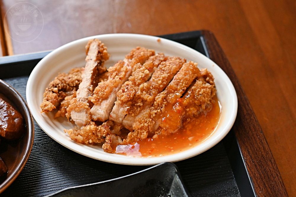 阿伯的70年乾麵店,從小攤車賣到蓋4層樓!還拿到米其林認證,天天排隊 @趙先生吃飯 阿伯的70年乾麵店,從小攤車賣到蓋4層樓!還拿到米其林認證,天天排隊 @趙先生吃飯