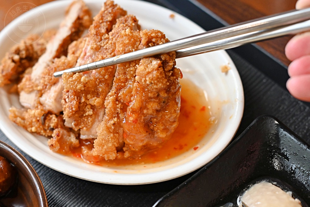 阿伯的70年乾麵店,從小攤車賣到蓋4層樓!還拿到米其林認證,天天排隊 @趙先生吃飯 阿伯的70年乾麵店,從小攤車賣到蓋4層樓!還拿到米其林認證,天天排隊 @趙先生吃飯