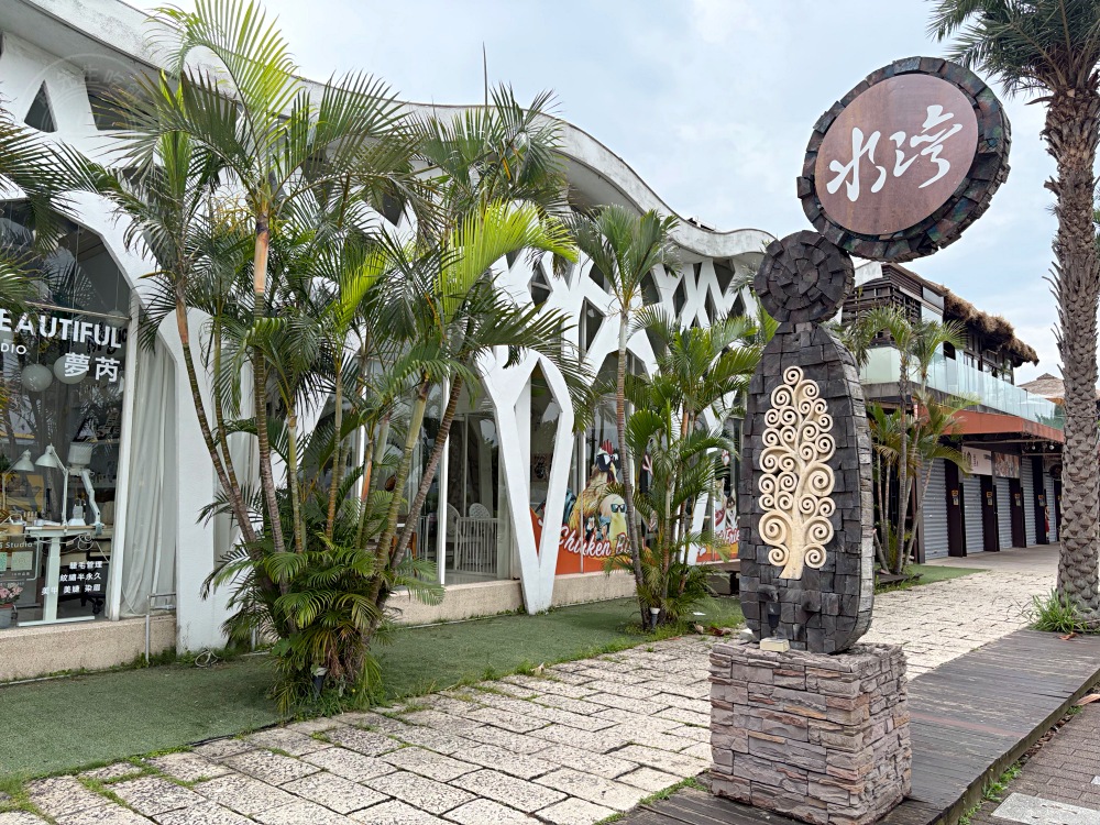 幾乎沒人相信這餐廳竟然在台灣，公認超像峇里島，河景第一排超震撼！ @趙先生吃飯