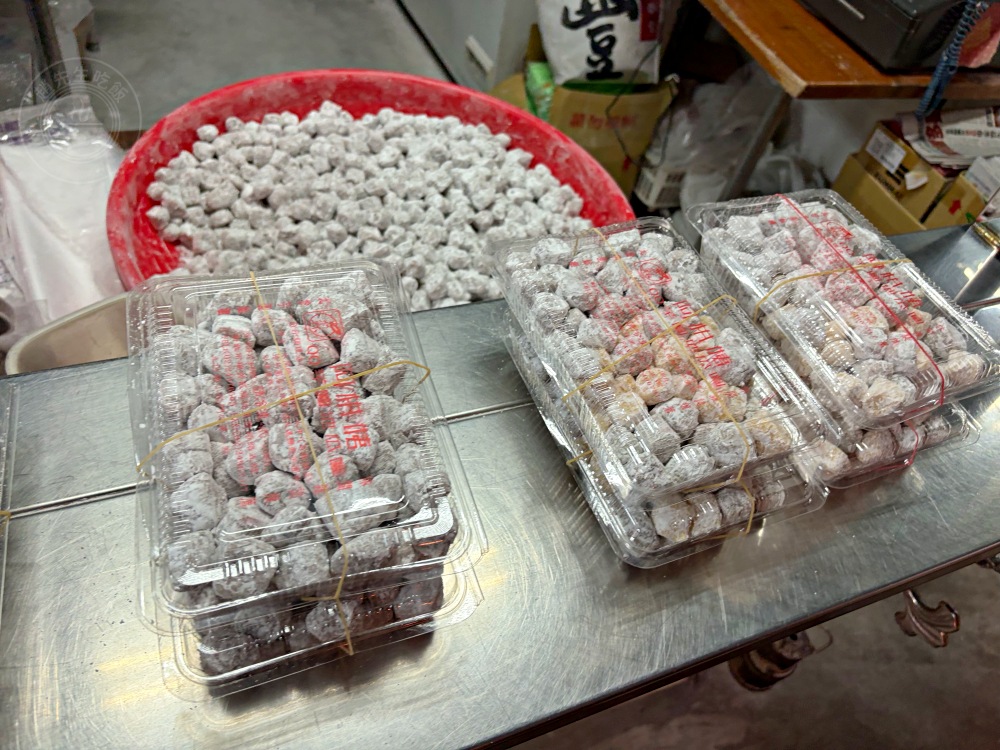 號稱全台最強芋圓，一碗便宜大份又好吃，重點是還有百萬山海景觀！ @趙先生吃飯