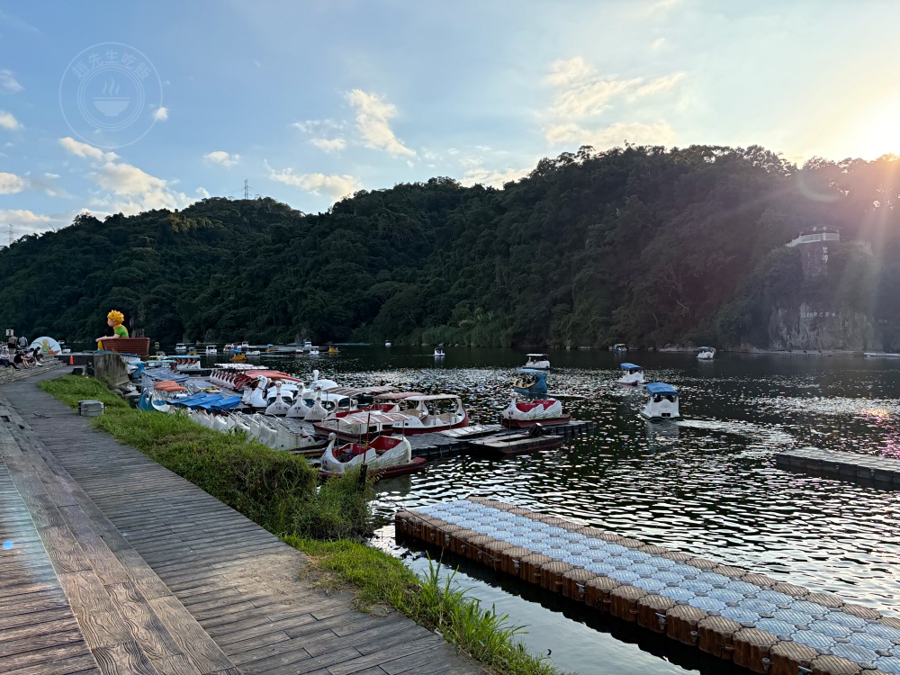 一半人不知道，小王子竟然在台灣，風景太美，走吊橋看夕陽，還能看山河景 @趙先生吃飯