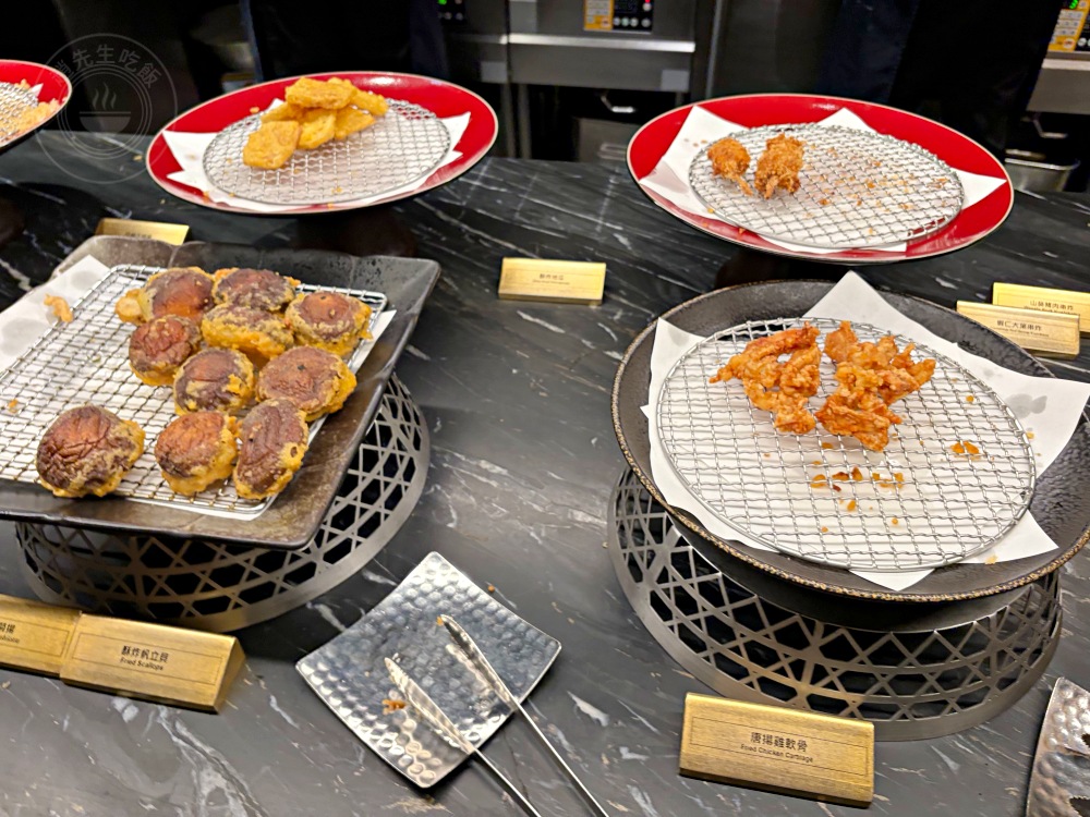高級料理吃到飽太便宜，師傅補到沒表情，牛排干貝鮑魚生魚片吃到飽！ @趙先生吃飯