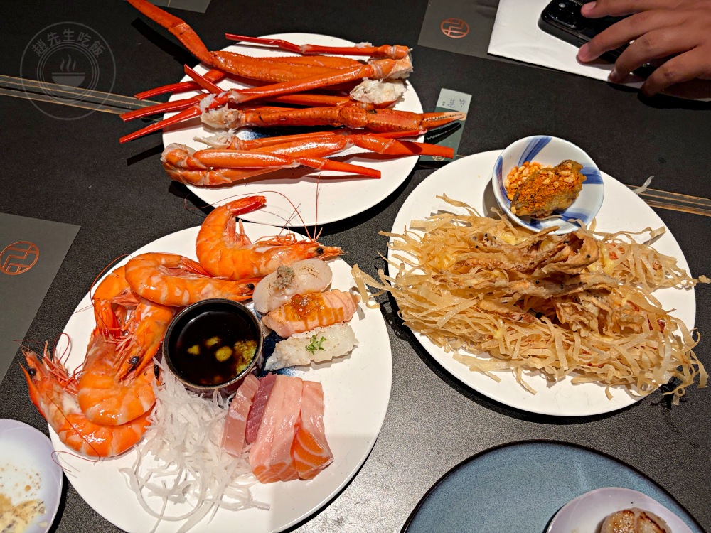 高級料理吃到飽太便宜，師傅補到沒表情，牛排干貝鮑魚生魚片吃到飽！ @趙先生吃飯