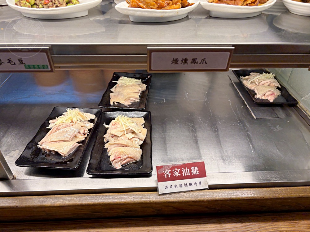 阿伯的70年乾麵店,從小攤車賣到蓋4層樓!還拿到米其林認證,天天排隊 @趙先生吃飯 阿伯的70年乾麵店,從小攤車賣到蓋4層樓!還拿到米其林認證,天天排隊 @趙先生吃飯