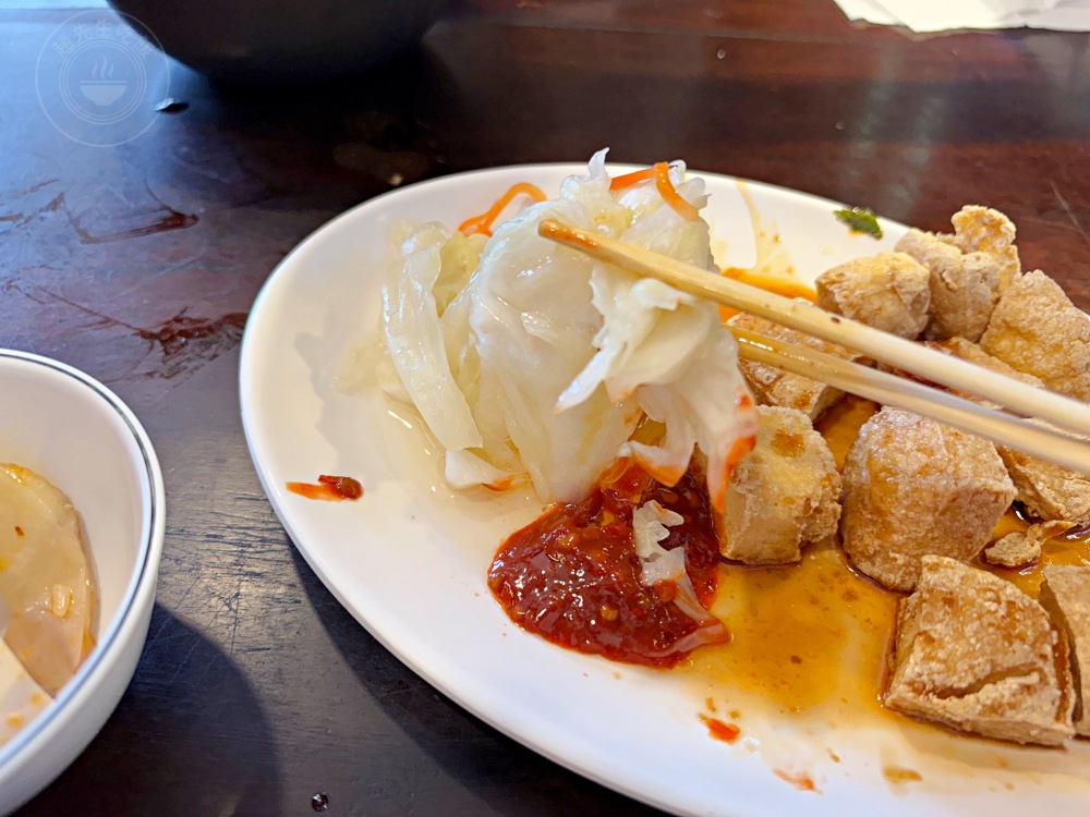 朋友說,這家老街臭豆腐、鴨血、放山雞太好吃,他可以吃三碗白飯! @趙先生吃飯 朋友說,這家老街臭豆腐、鴨血、放山雞太好吃,他可以吃三碗白飯! @趙先生吃飯